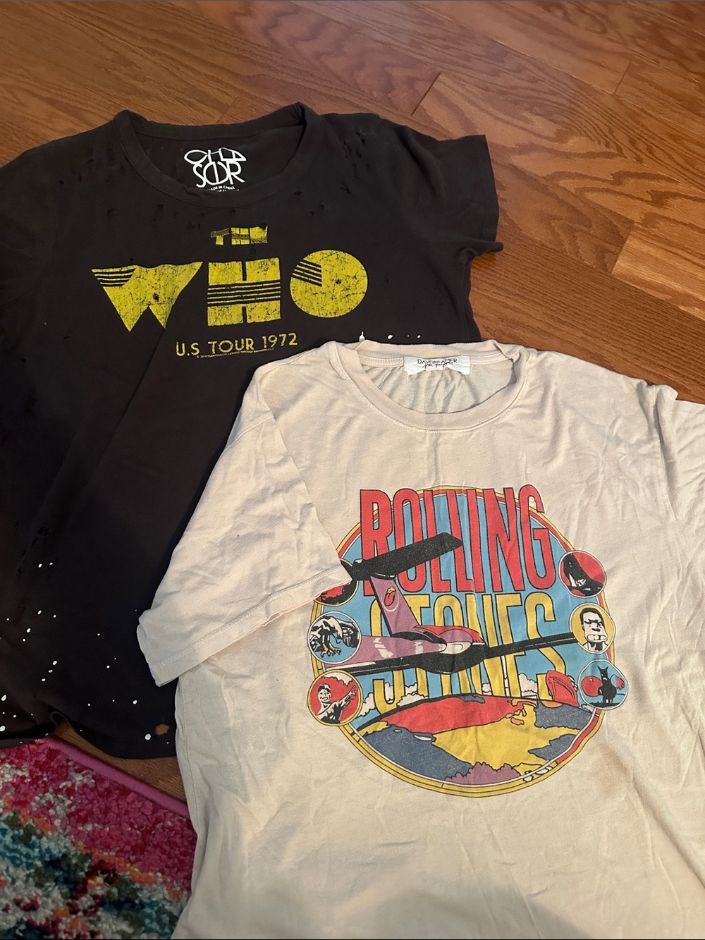 Two band tees lot